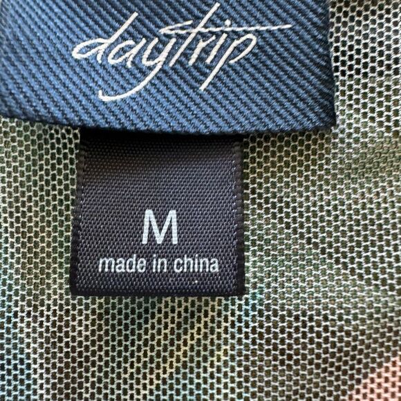 Daytrip Womens Long Sleeve Adjustable Top Medium Pink Navy Sheer Floral - Picture 9 of 10